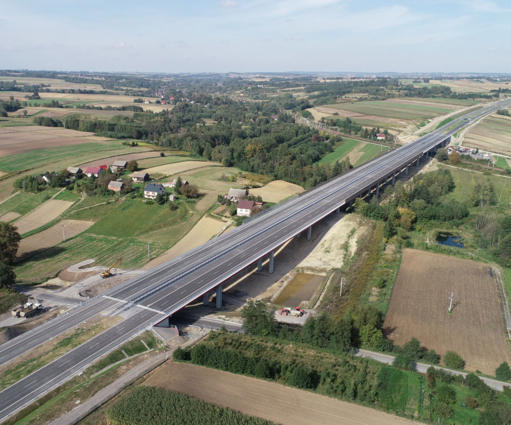 Dzisiaj otwarcie drogi ekspresowej S7 Szczepanowice – Widoma. Mieszkańcy Słomnik odetchną
