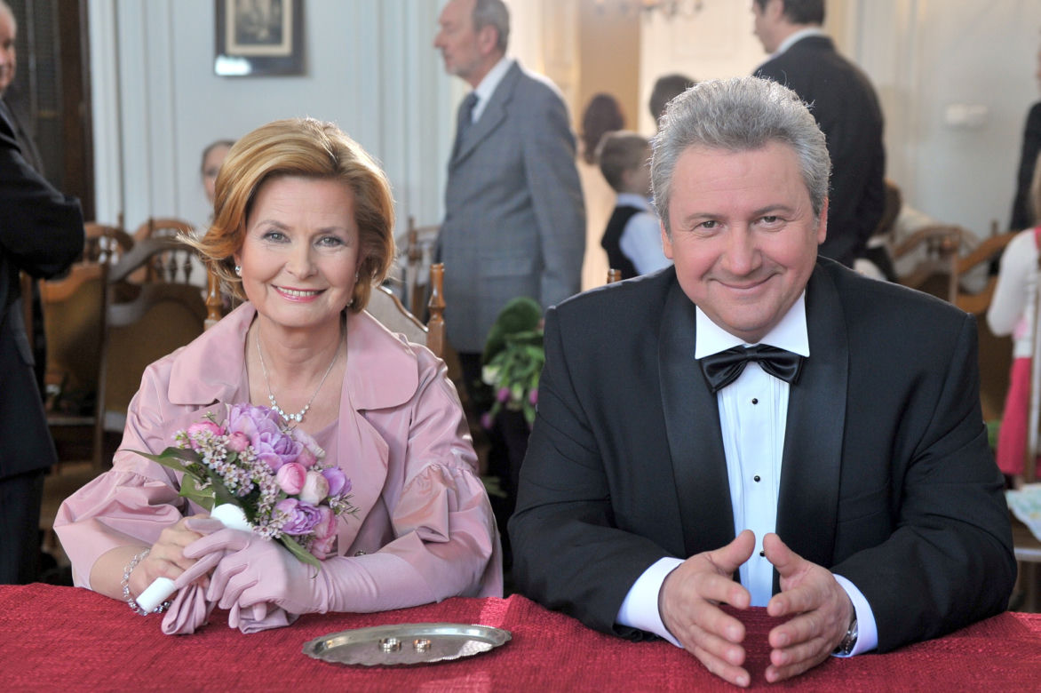Tak dziś wygląda słynna Elżunia z "Klanu". Barbara Bursztynowicz ma 69 lat, najnowsze zdjęcia szokują
