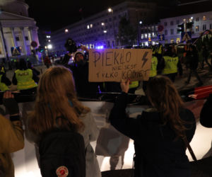 Strajk Kobiet w Warszawie. Tłumy znów wychodzą na ulice