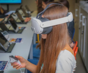 Załóż gogle VR i zobacz swoją przyszłość! WUP w Kielcach otwiera innowacyjną salę dla młodzieży