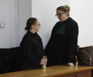 Łukasz Żak w sądzie. Sypie się linia obrony jego kolegów. Biegły: „Każdy ma obowiązek udzielenia pomocy”