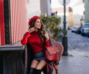 Zapomnij o czekoladowych dodatkach. Wiosną 2026 ten kolor będzie królował na ulicach