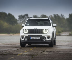 Jeep Renegade 4XE S 240 KM 6AT 