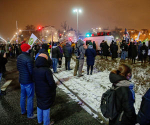 Ogólnopolski Strajk Kobiet 28.01.2021: Transparenty, rozlana farba przez TK