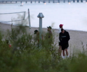 Piłkarze po porażce poszli na plażę