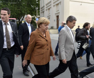 angela merkel i peter Steinbrueck
