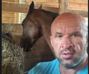 Tomasz Oświeciński (Andrzejek z M jak miłość) na Instagramie opowiada o wypadku i operacji