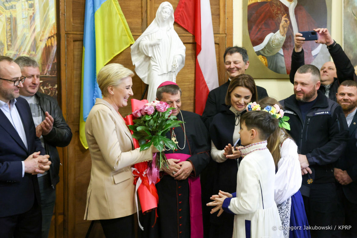 Agata Duda na Ukrainie! Przyjechała z konkretną pomocą. Aż trudno uwierzyć w ten gest 