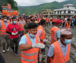 Nepal/ Już 903 ofiary śmiertelne powodzi błyskawicznej; gwałtowny wzrost liczby zaginionych