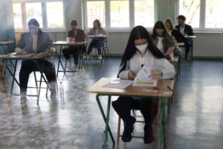 Matura 2021. Wyniki sprawdzisz online! Jak i gdzie się zalogować, żeby sprawdzić wyniki matury 2021?