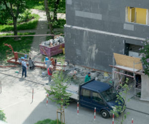 Robotnicy runęli razem z zerwaną windą