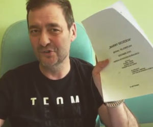 Jacek Rozenek w szpitalu szykuje się na powrót do Barw szczęścia