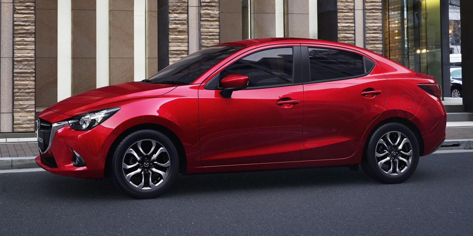 Mazda 2 Sedan 2015