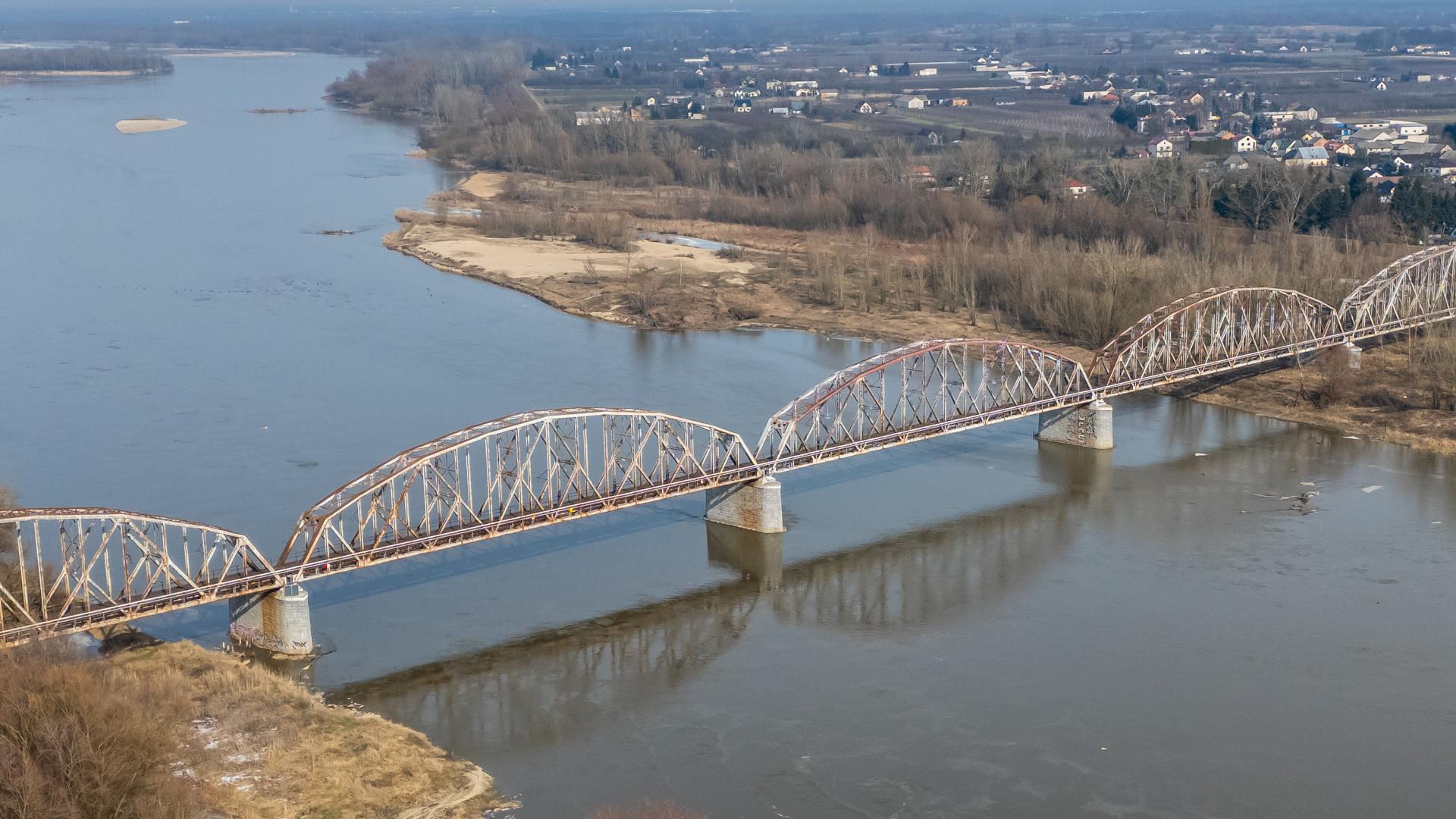Stary most nad Wisłą w Górze Kalwarii