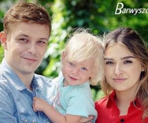 Barwy szczęścia po wakacjach 2018, Klara (Olga Jankowska), Hubert (Marek Molak), Marysia (Joanna Śnieżyńska)