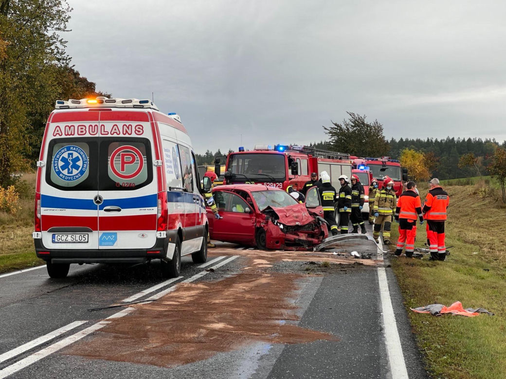 Wypadek na DK 25! Nie żyje jedna osoba [GALERIA]