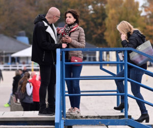 Michał Kamiński z żoną nad morzem 
