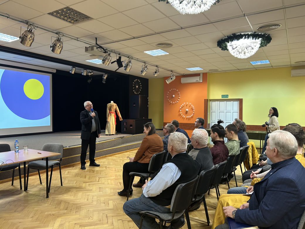 Pierwsze odkrycia z krypt klasztornych w Kazimierzu Biskupim