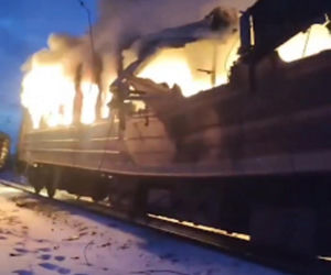 Cztery osoby zginęły w ataku rosyjskich dronów na pociąg w obwodzie charkowskim