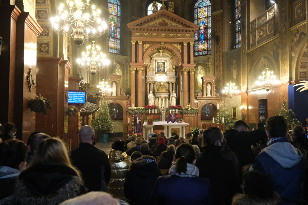 Rozprawa Kacpra S. Zadźgał ciężarną Patrycję