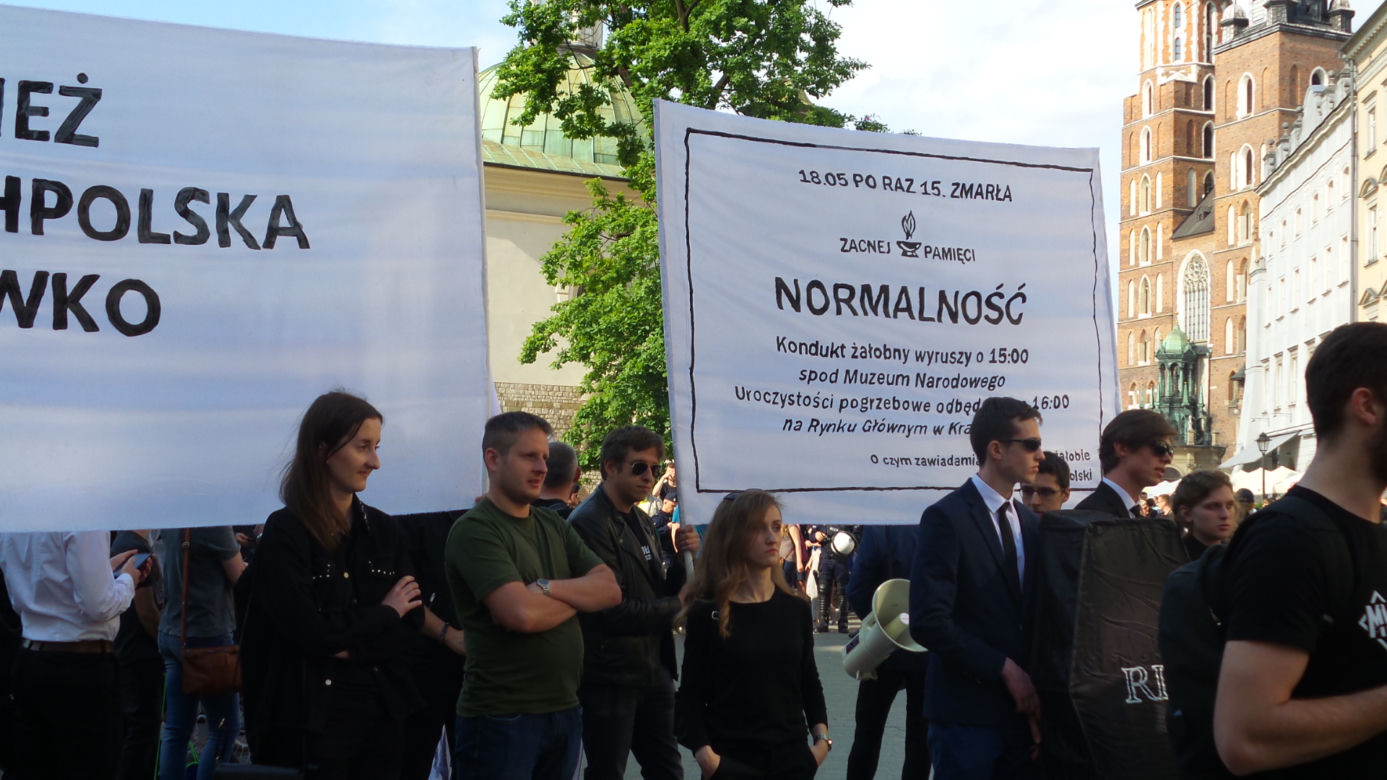 "Zboczeńcy, wypier**lać".Manifestowali przeciwko Marszowi Równości 18.05.2019 w Krakowie