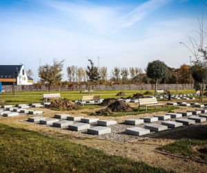 Coraz więcej zieleni na Cmentarzu Zachodnim