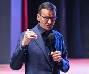 Mateusz Morawiecki podczas spotkania z mieszkańcami Janowa Lubelskiego