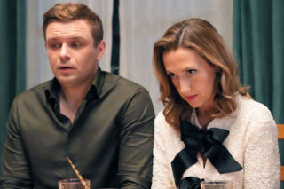 Barwy szczęścia, odcinek 3376: Asia (Anna Gzyra-Augustynowicz), Hubert (Marek Molak)