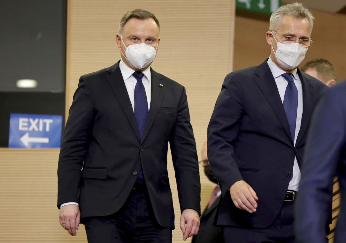 Sekretarz generalny NATO Jens Stoltenberg i Prezydent RP Andrzej Duda na wspólnej konferencji w Brukseli 