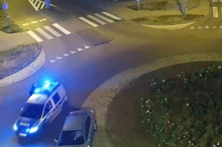 Pościg jak z filmu akcji. 20-letni Ukrainiec zderzył się czołowo z radiowozem