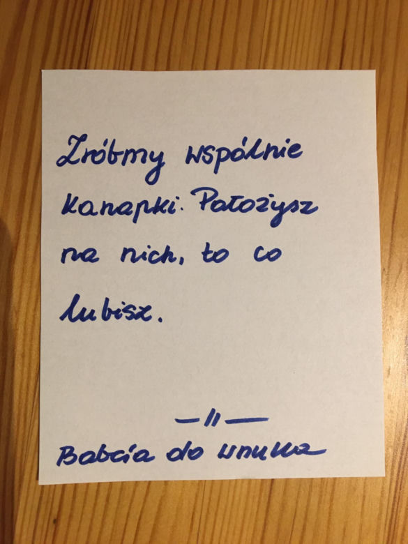 Te słowa dzieci mają uświadomić. Kolorowe karteczki stały się już symbolem 
