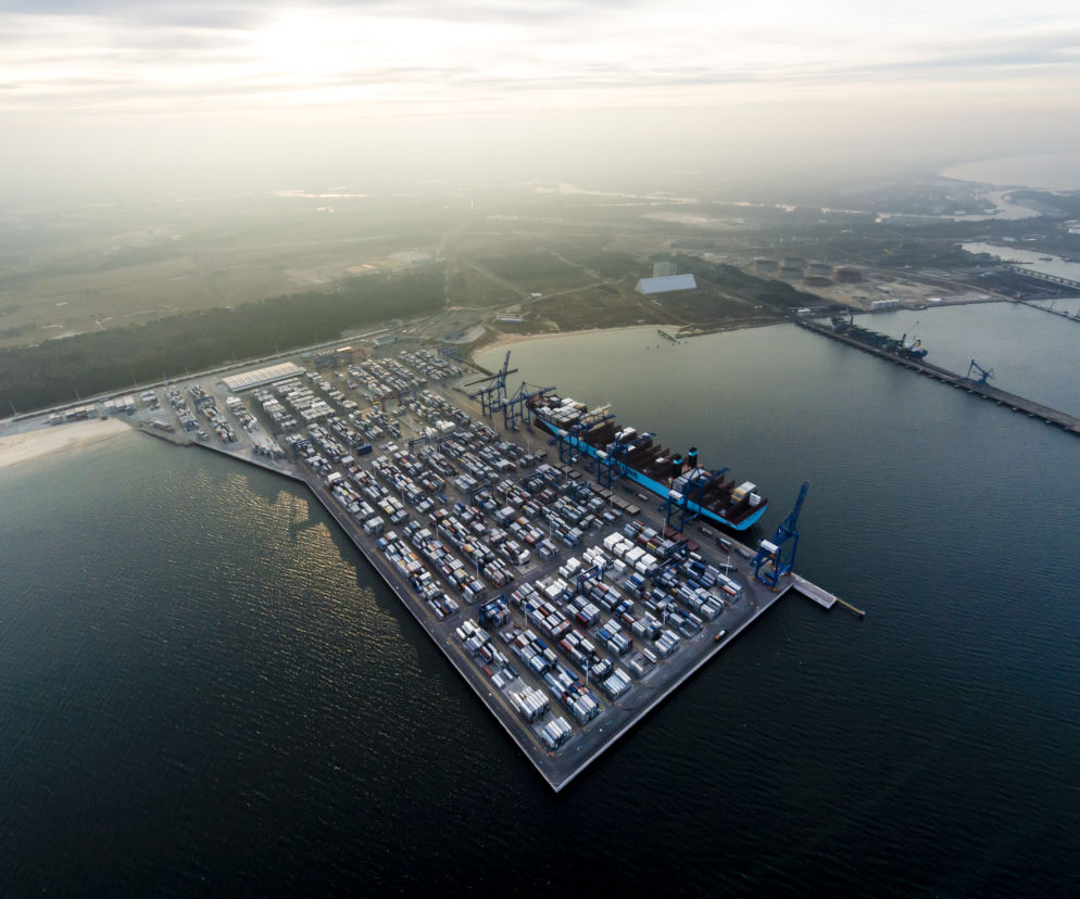Nowy terminal głębokowodny otwarty