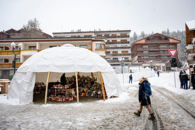 Szokująca decyzja sądu po pożarze w Szwajcarii! Nie żyje 40 osób, on chodzi wolno