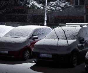 Kraków zasypany śniegiem. Armagedon na drogach. Ogromne utrudnienia w kursowaniu komunikacji miejskiej