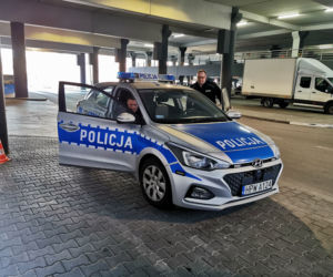 Szczecińscy policjanci kontrolują przestrzeganie kwarantanny