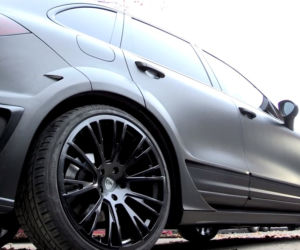 Porsche Cayenne Lumma Design - auto piłkarza Wojtka Szczęsnego