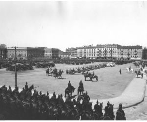 Powstanie Warszawskie. Te same miejsca w stolicy w 1944 roku i dziś