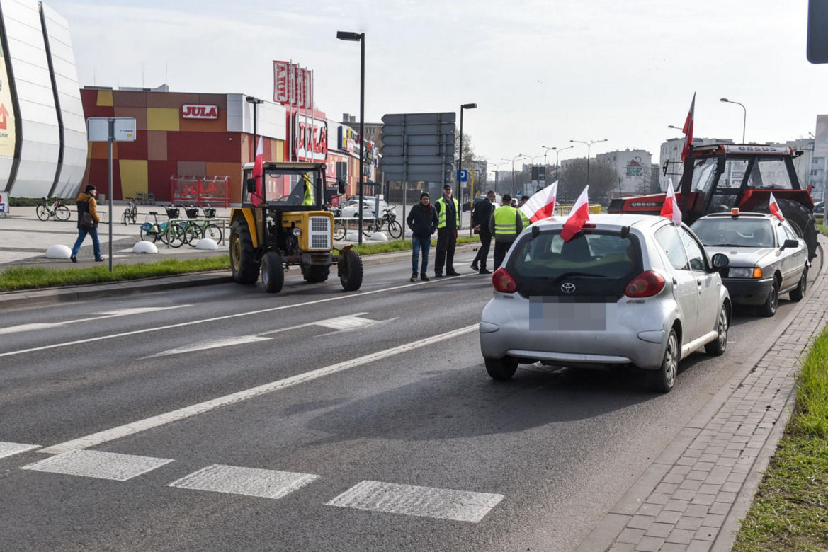 Skromne początki rolniczej blokady na drodze do Bydgoszczy
