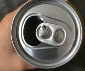Połknęła zawleczkę