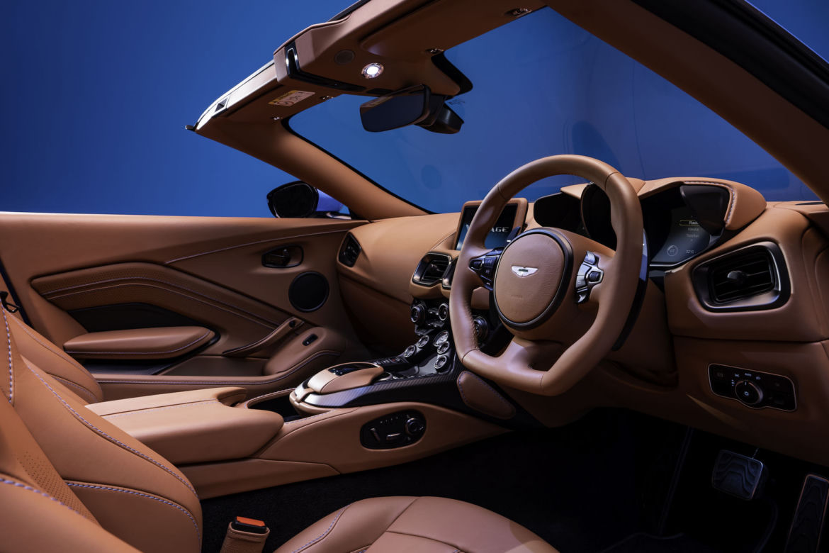 Aston Martin Vantage Roadster (2021)