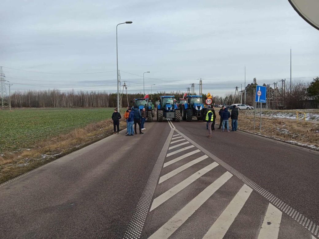 Protest rolników w Podlaskiem. Ciągniki blokują drogi w całym województwie! 