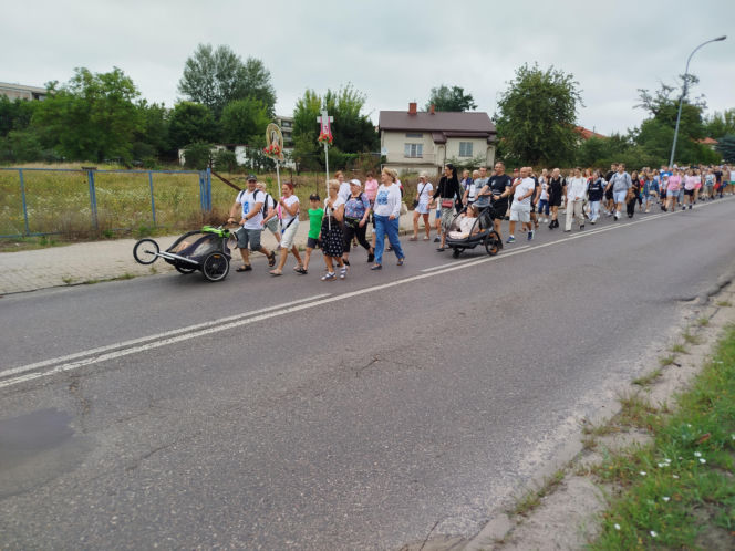 Siedleccy pielgrzymi są już w drodze na Jasną Górę. 46. pielgrzymka piesza z Siedlec do Częstochowy wyruszyła 2 sierpnia