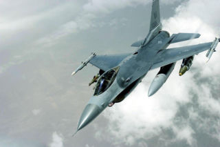 Jak uratować lotnika na wrogim terytorium?