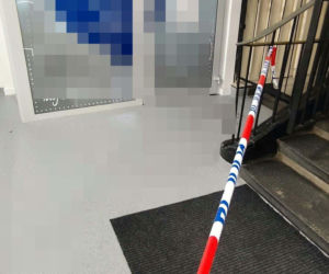Atak w aptece. Bohaterskie farmaceutki powstrzymały nożownika. Przyszłam kupić leki, na korytarzu jest pełno krwi