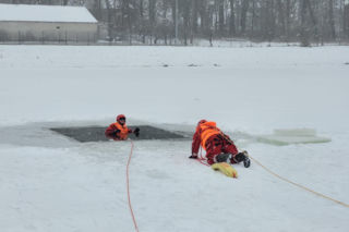 Strażacy z Siedlec i regionu szkolili się z zakresu ratownictwa lodowego