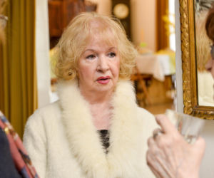 Żyła już tylko wspomnieniami o mężu