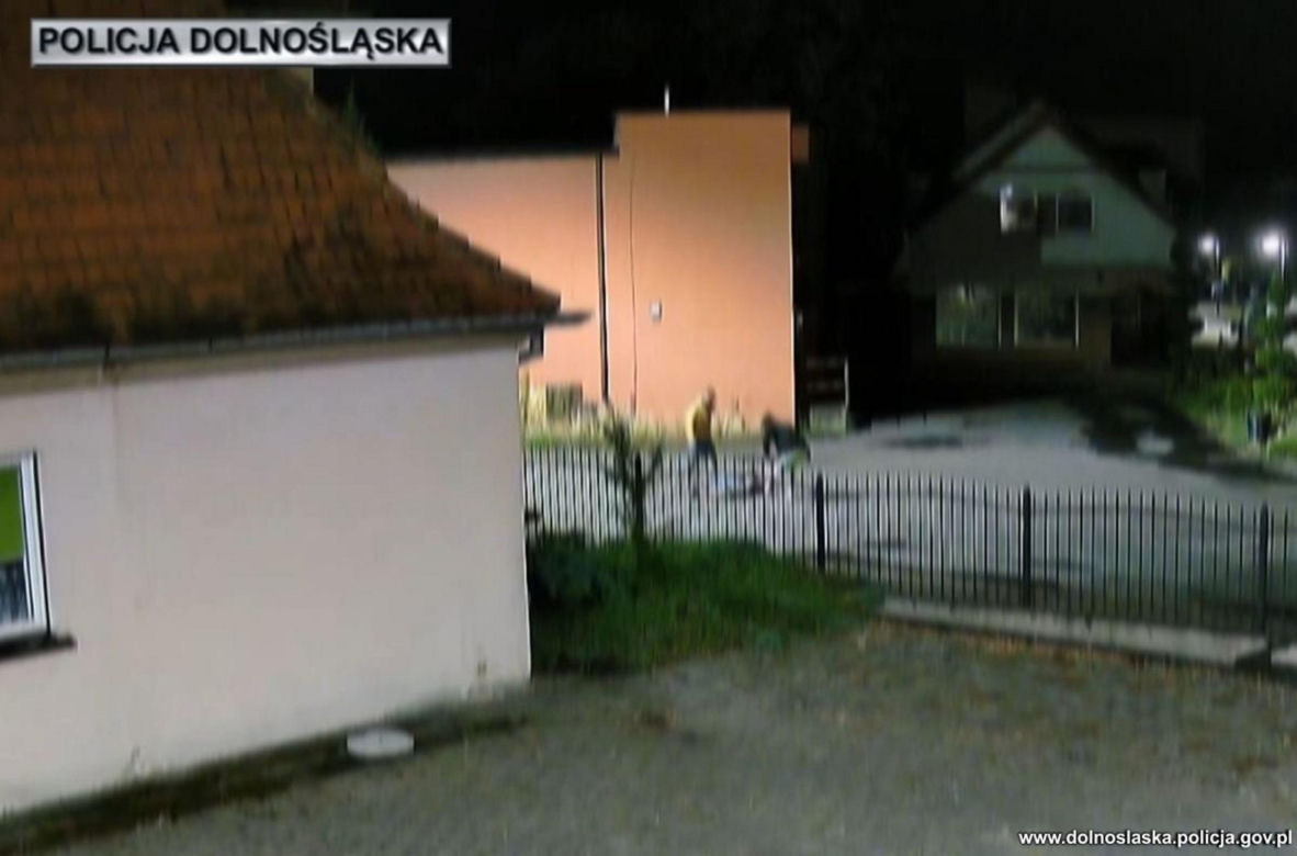Milicz. Dwa brutalne pobicia na terenie miasta. Czterech mężczyzn zaatakowało ofiary bez żadnego powodu [ZDJĘCIA].