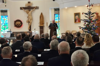 „Służymy tym samym ludziom”. Burmistrzowie, wójtowie, prezydenci i starostowie z diecezji z wizytą u biskupa