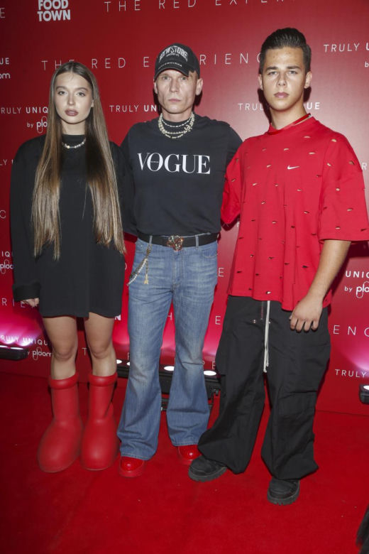 Allan Enso, Bart Pniewski, Nicol Pniewska