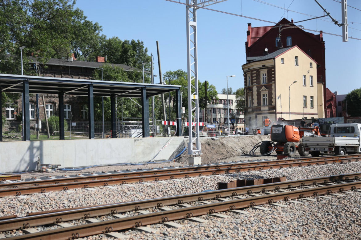 Nowy tunel w Sosnowcu zastąpił przejazd kolejowy